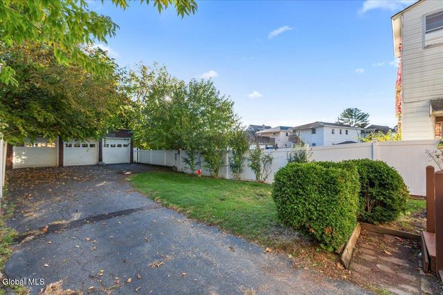 15 Alden Avenue, Albany, NY 12209