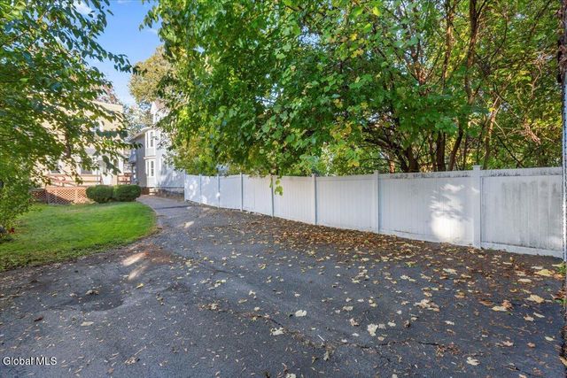 15 Alden Avenue, Albany, NY 12209