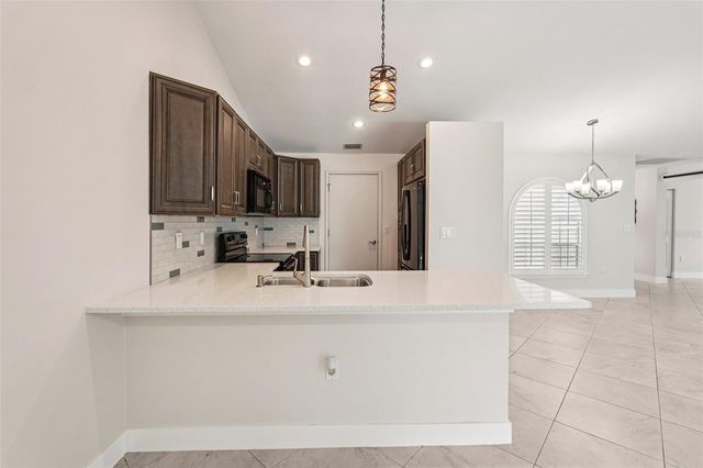 4808 61ST AVENUE TERRACE W, Bradenton, FL 34210