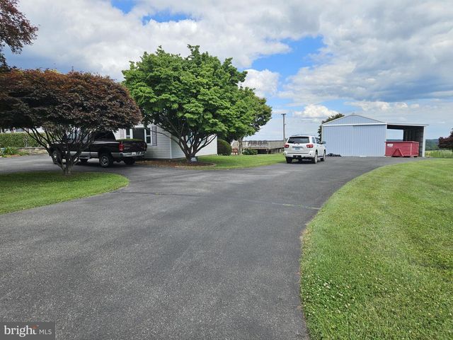 7015 WOODBINE RD, Woodbine, MD 21797