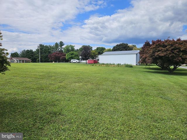 7015 WOODBINE RD, Woodbine, MD 21797