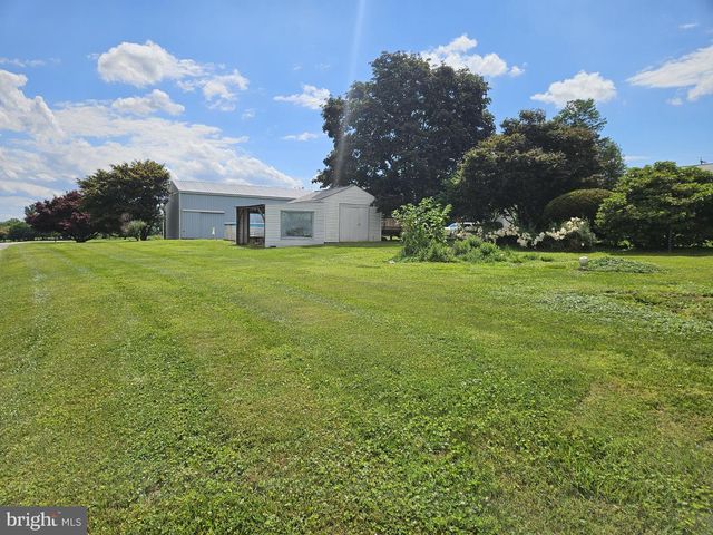 7015 WOODBINE RD, Woodbine, MD 21797