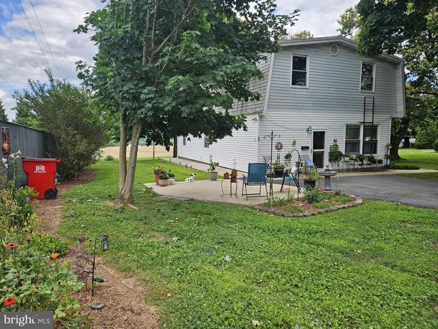 7015 WOODBINE RD, Woodbine, MD 21797