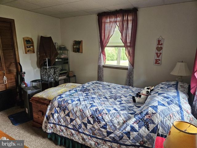 7015 WOODBINE RD, Woodbine, MD 21797
