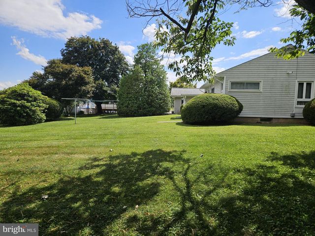7015 WOODBINE RD, Woodbine, MD 21797