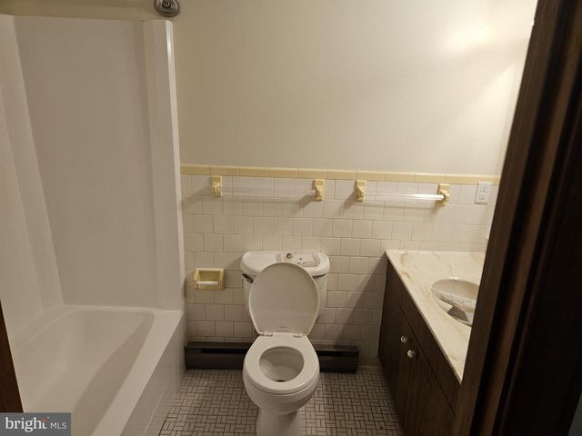 7015 WOODBINE RD, Woodbine, MD 21797