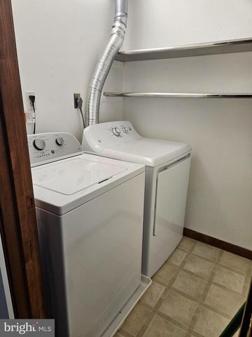 7015 WOODBINE RD, Woodbine, MD 21797