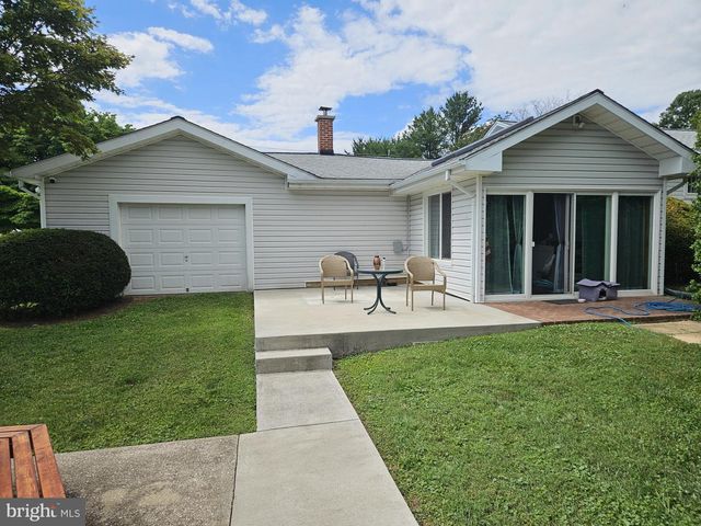 7015 WOODBINE RD, Woodbine, MD 21797