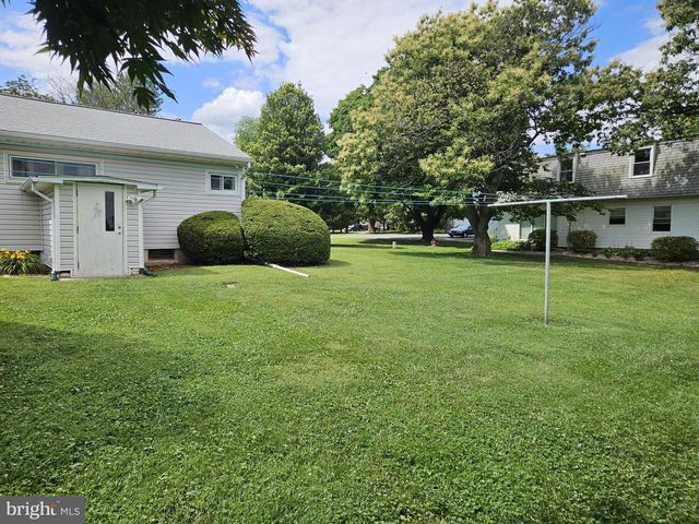 7015 WOODBINE RD, Woodbine, MD 21797
