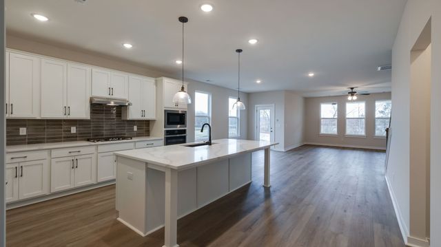 4162 Dream Beetle Loop, Rockvale, TN 37153