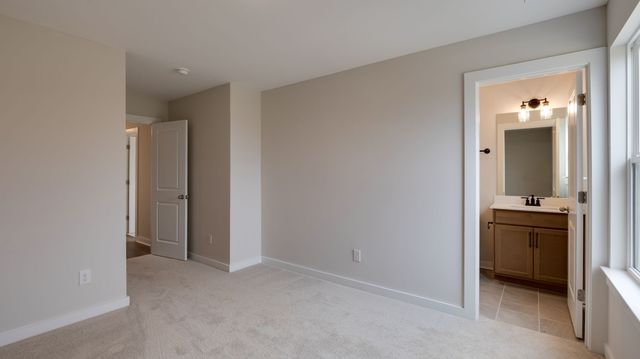 4162 Dream Beetle Loop, Rockvale, TN 37153