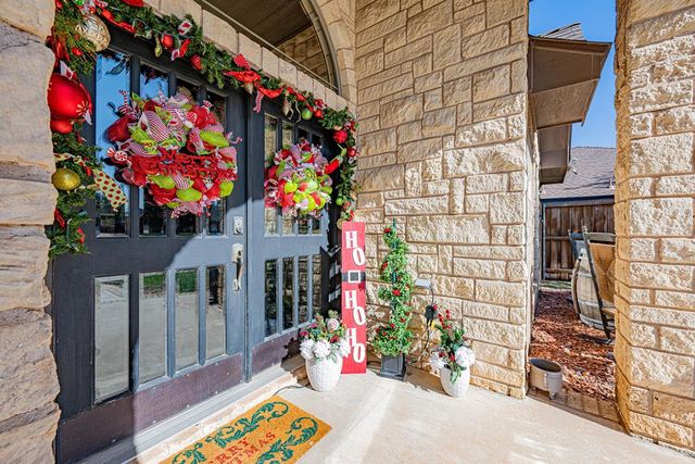 5304 London, Midland, TX 79707