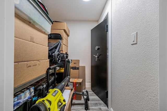 5304 London, Midland, TX 79707