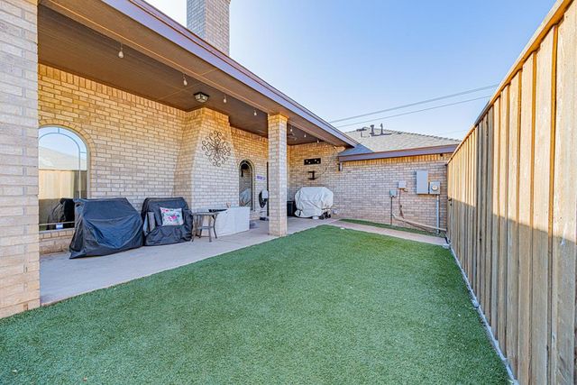 5304 London, Midland, TX 79707