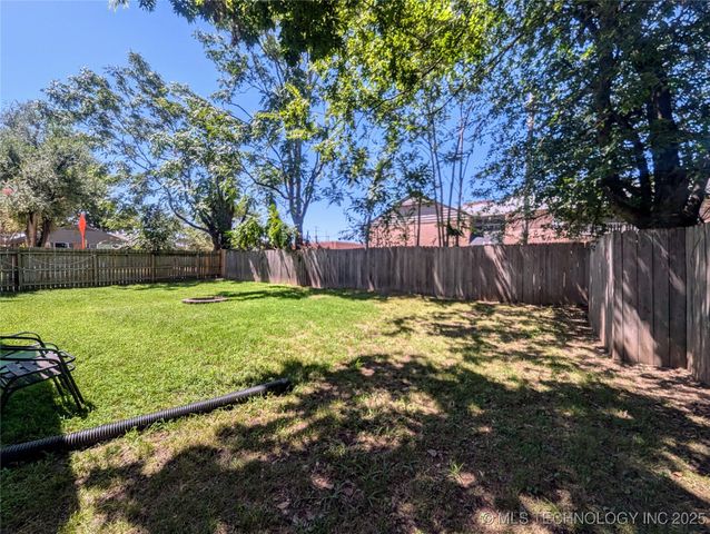 4524 S Quaker Avenue, Tulsa, OK 74105