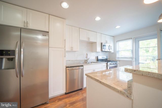 1106 LINDEN AVE, Halethorpe, MD 21227