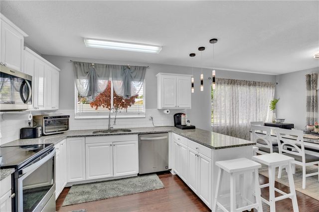 621 24th Street SW, Vero Beach, FL 32962