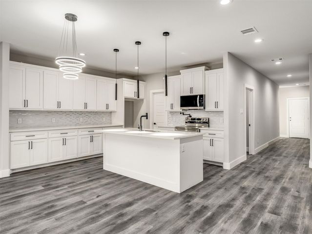 2610 S Ewing Avenue, Dallas, TX 75216