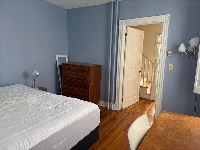 23 Carey Street, Newport, RI 02840