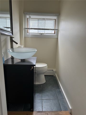 23 Carey Street, Newport, RI 02840