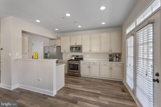 23764 CLARKSMEADE DR, Clarksburg, MD 20871