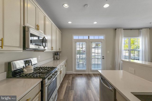 23764 CLARKSMEADE DR, Clarksburg, MD 20871