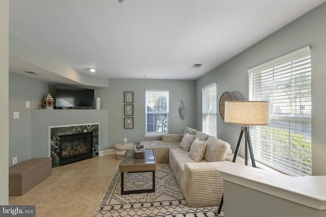 23764 CLARKSMEADE DR, Clarksburg, MD 20871