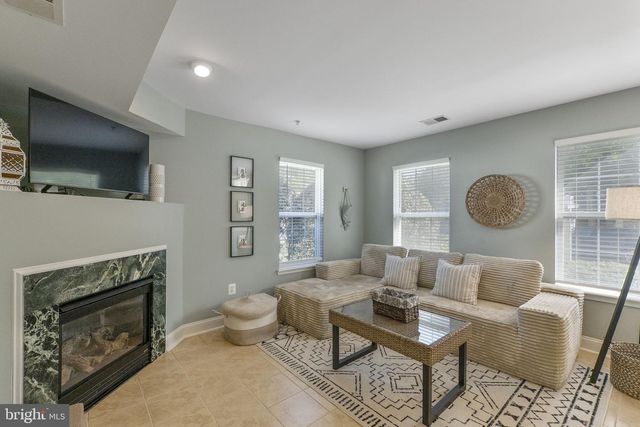 23764 CLARKSMEADE DR, Clarksburg, MD 20871
