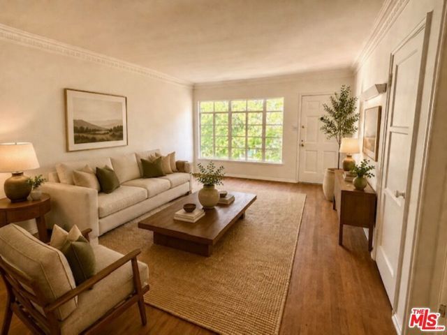 4707 Finley Avenue 4, Los Angeles, CA 90027