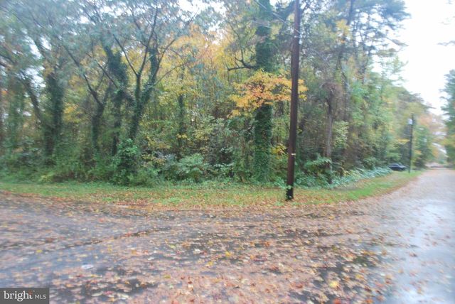 7900 WHITTIER DR, Millville, NJ 08332