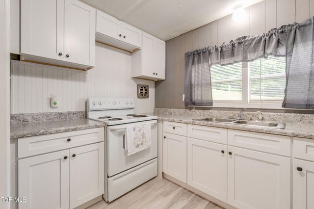 131 Russell Hill Road, Elizabethton, TN 37643