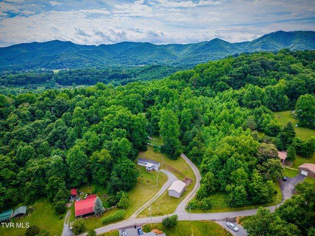 131 Russell Hill Road, Elizabethton, TN 37643
