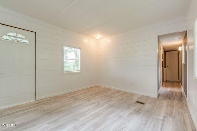 131 Russell Hill Road, Elizabethton, TN 37643
