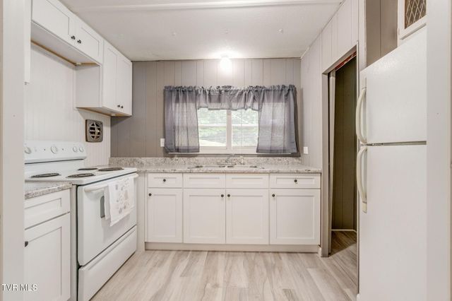 131 Russell Hill Road, Elizabethton, TN 37643