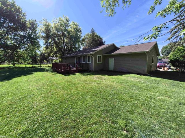 1282 Arrowhead Drive, Burton, MI 48509