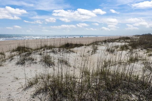 2008 E Fort Macon Road H-1, Atlantic Beach, NC 28512