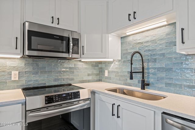 2008 E Fort Macon Road H-1, Atlantic Beach, NC 28512