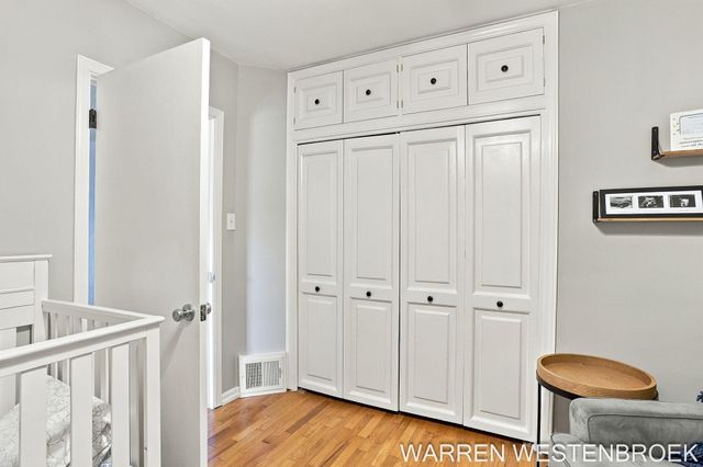 28 E 25th Street, Holland City, MI 49423