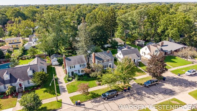 28 E 25th Street, Holland City, MI 49423