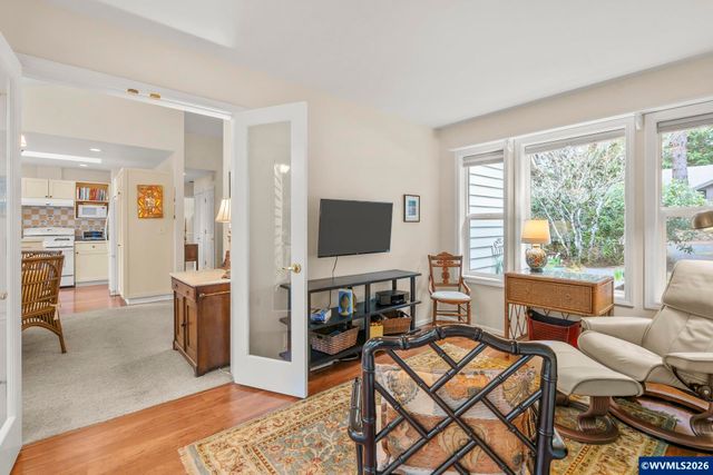 120 Ridge Crest Rd, Gleneden Beach, OR 97388