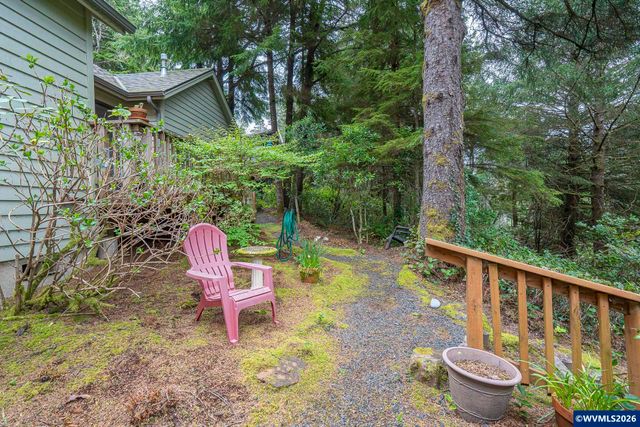 120 Ridge Crest Rd, Gleneden Beach, OR 97388