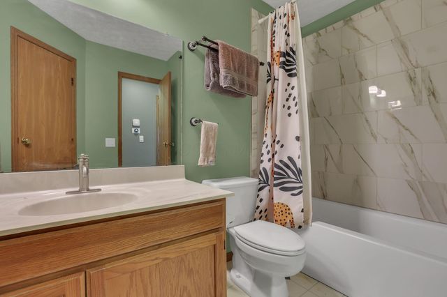 3563 Frenchpark Drive, Columbus, OH 43231