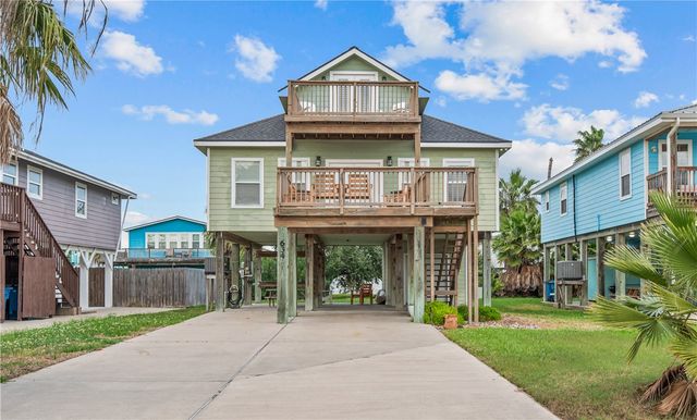 634 Dolphin Cr, Port Aransas, TX 78373