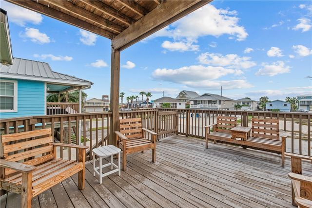 634 Dolphin Cr, Port Aransas, TX 78373
