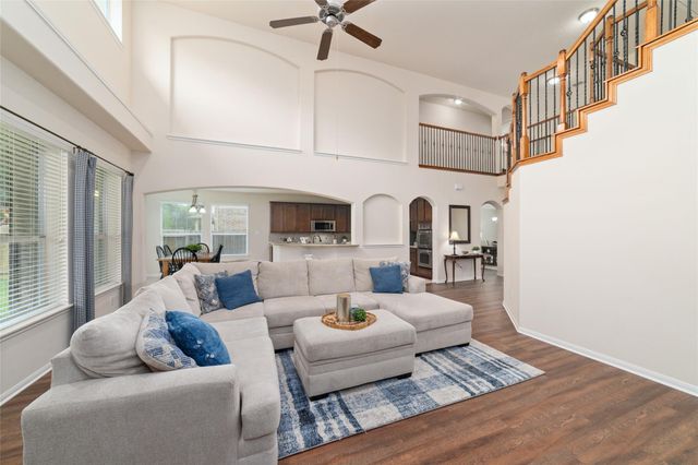 14422 Lakepointe Bend Lane, Cypress, TX 77429