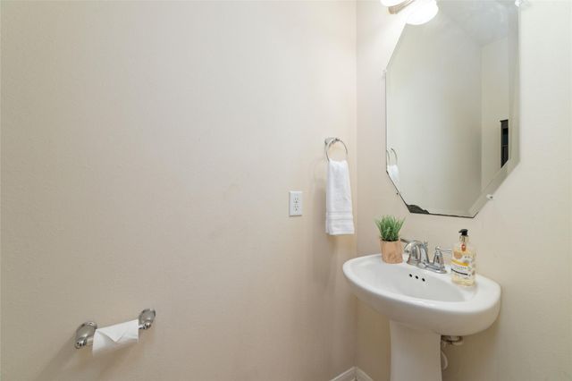 14422 Lakepointe Bend Lane, Cypress, TX 77429