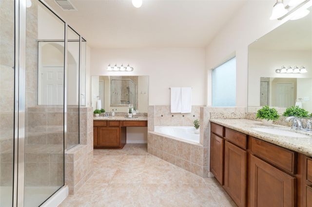 14422 Lakepointe Bend Lane, Cypress, TX 77429