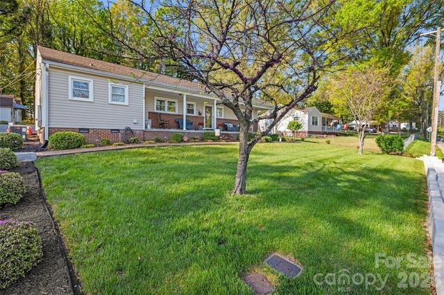 839 W Garrison Boulevard, Gastonia, NC 28052