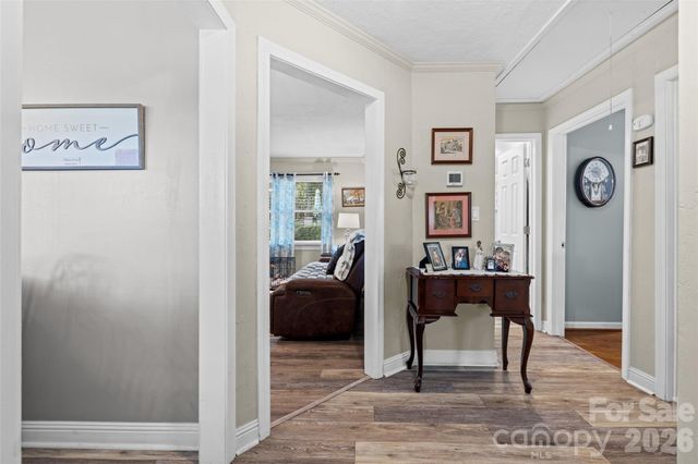 839 W Garrison Boulevard, Gastonia, NC 28052