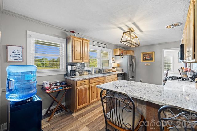 839 W Garrison Boulevard, Gastonia, NC 28052